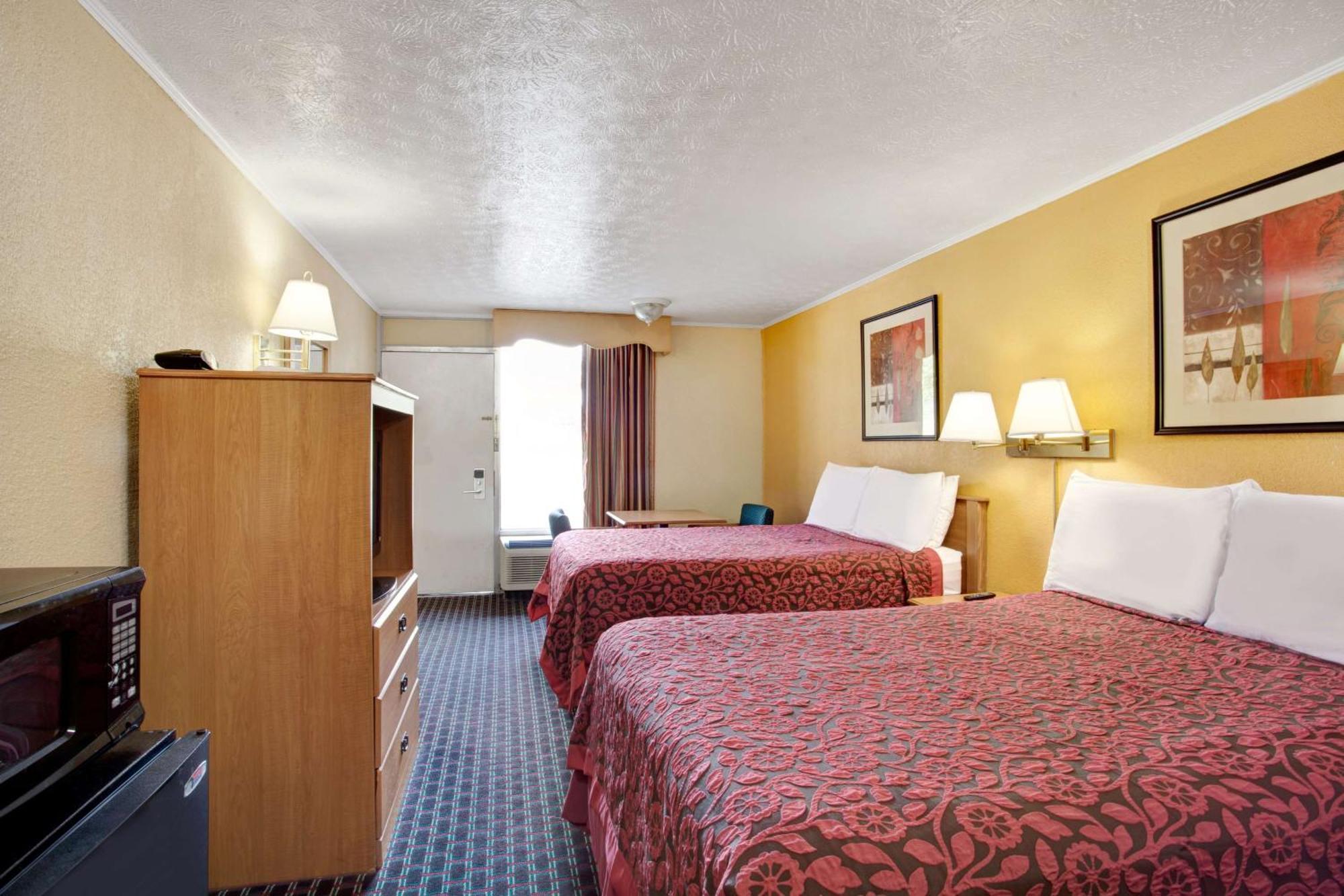 Days Inn By Wyndham Knoxville West Экстерьер фото